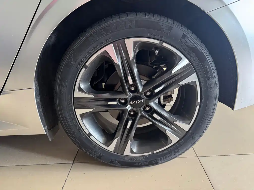 Kia K5 — миниатюра 17