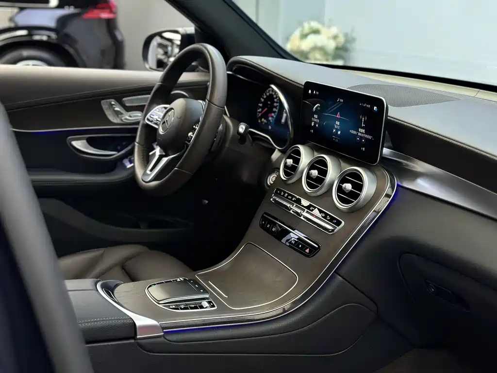 Mercedes-Benz GLC 2022 GLC 300 L 4MATIC
