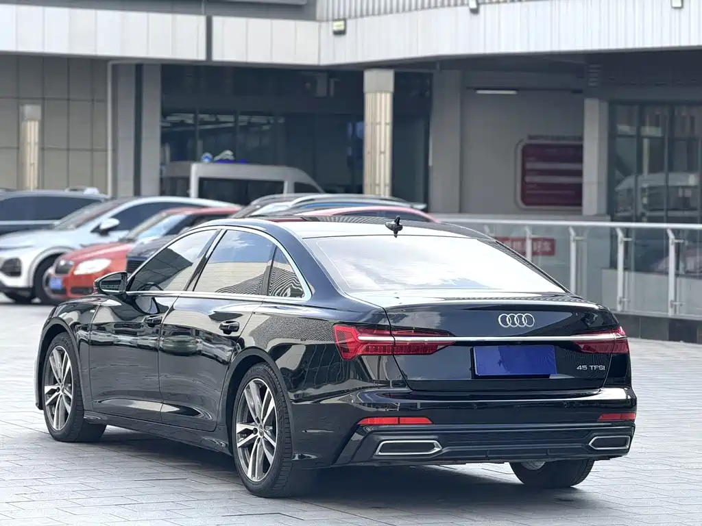 Audi A6L — миниатюра 7