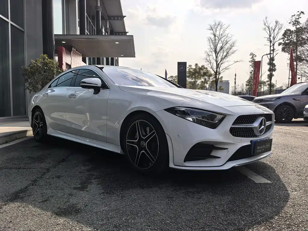 MERCEDES-BENZ CLS