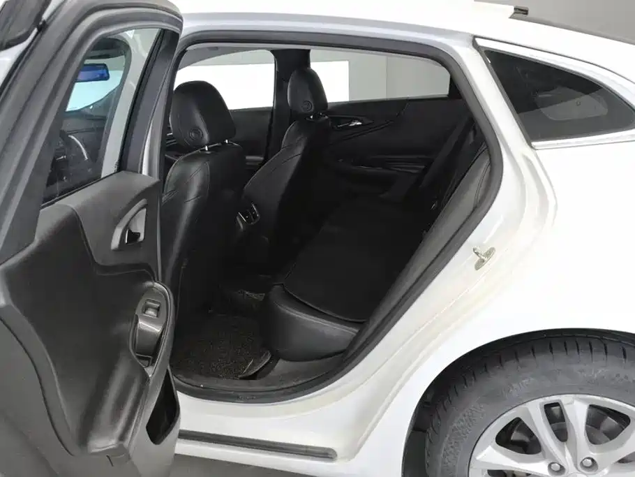 Chevrolet Malibu XL — миниатюра 11