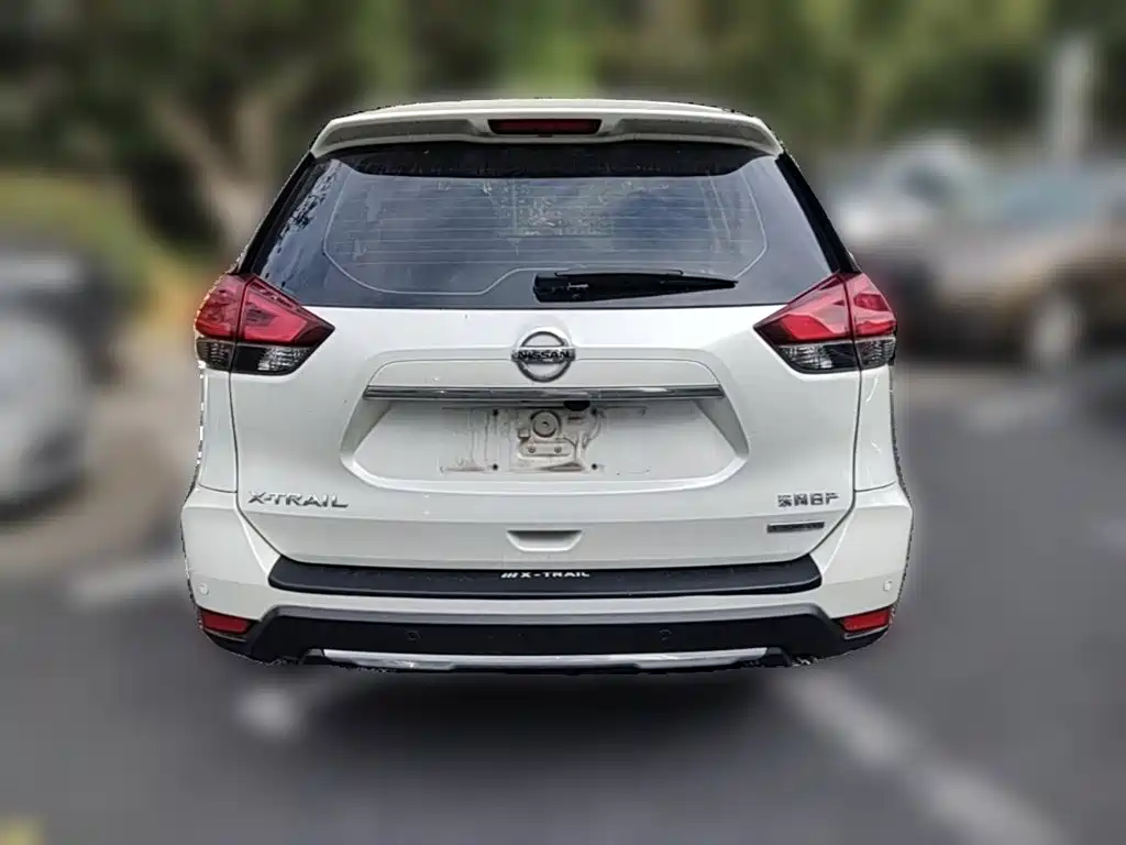 Nissan X-Trail — миниатюра 8