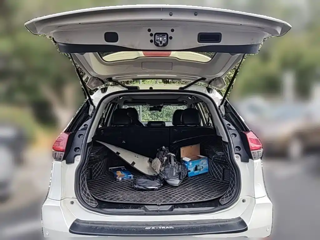 Nissan X-Trail — миниатюра 24