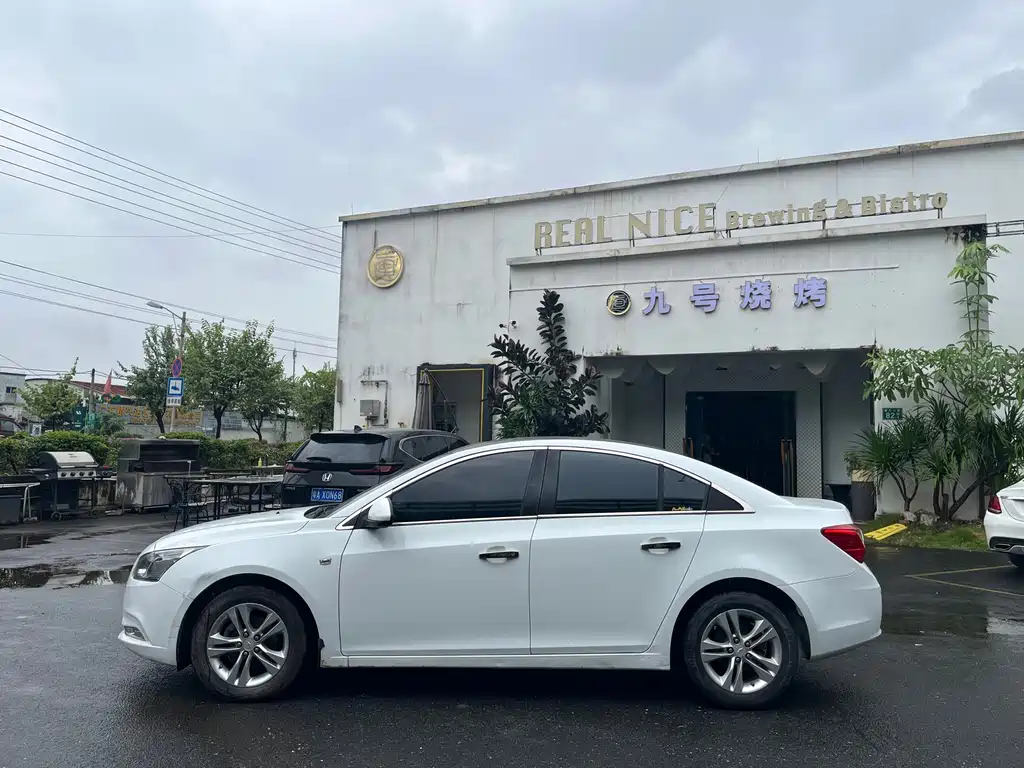 Chevrolet Cruze — миниатюра 8