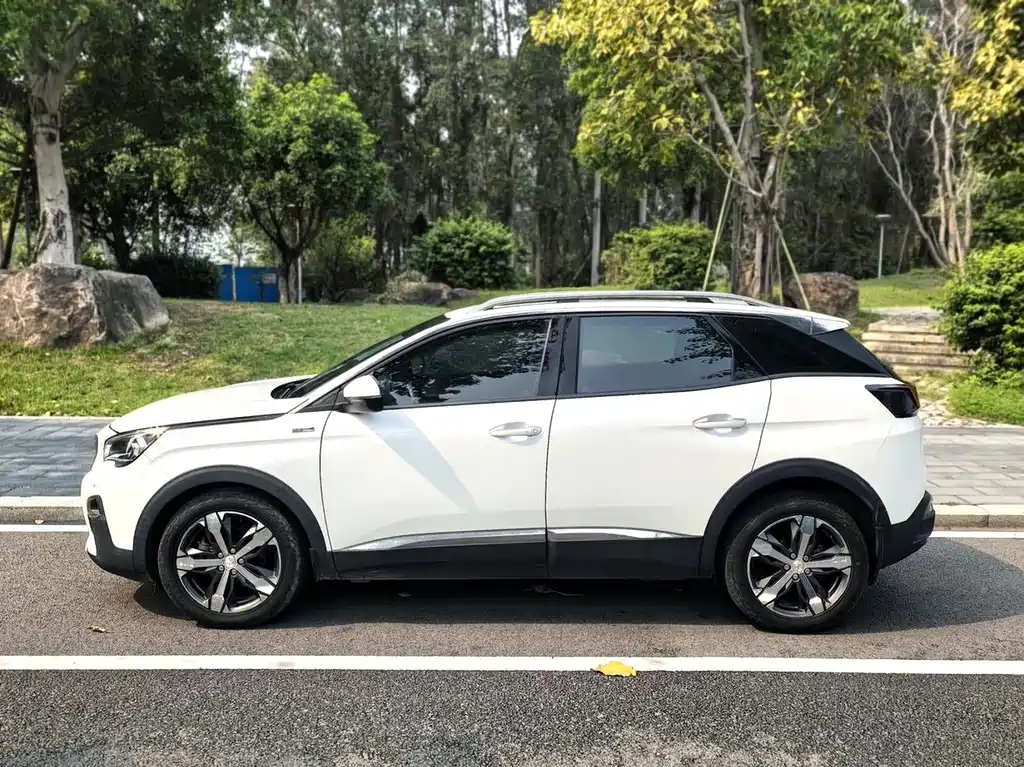 Peugeot 4008 — миниатюра 7