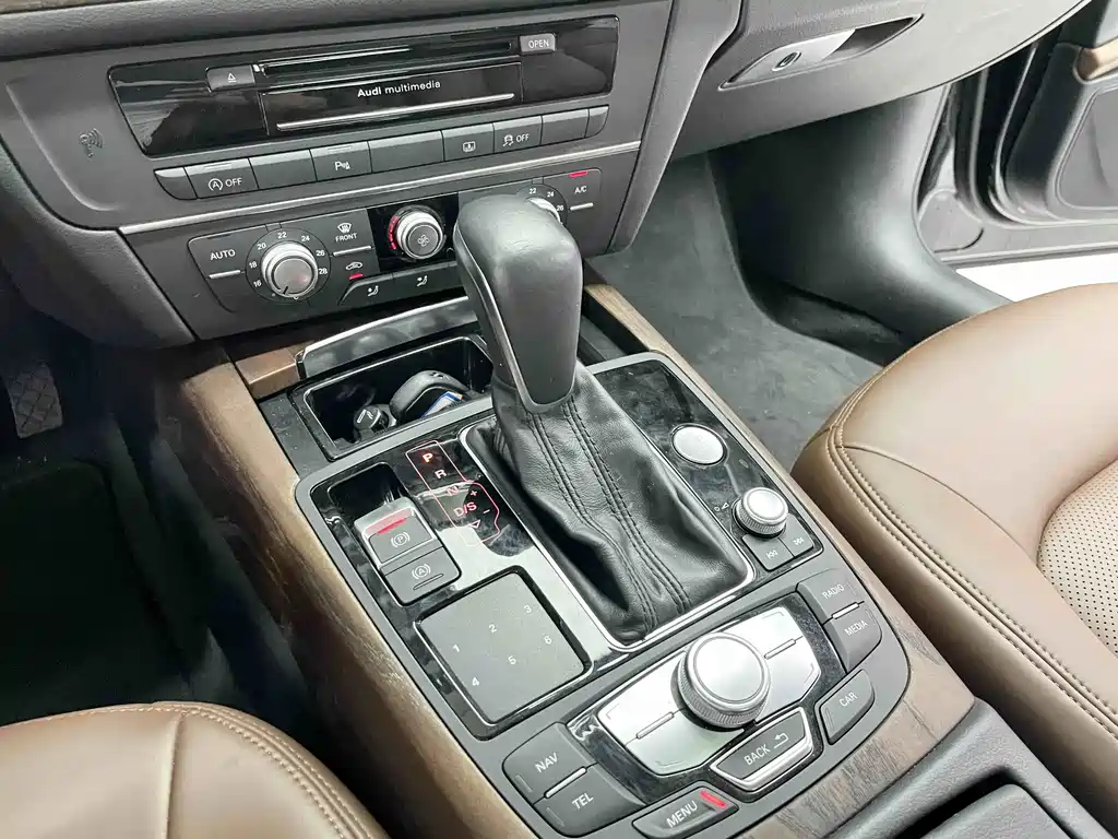 Audi A6L — миниатюра 16