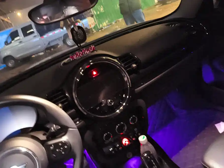 MINI Mini Clubman — миниатюра 13