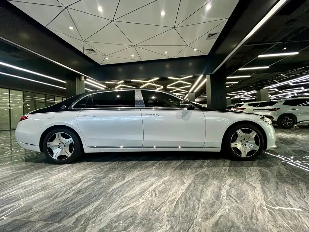 Mercedes-Benz S-Class — миниатюра 4