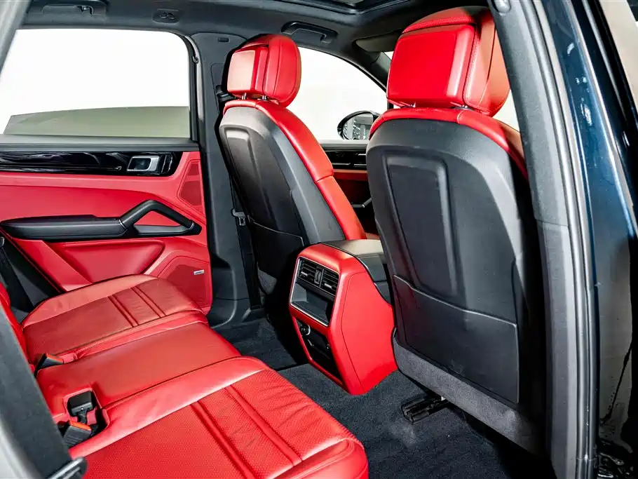 Porsche Cayenne Hybrid — миниатюра 22