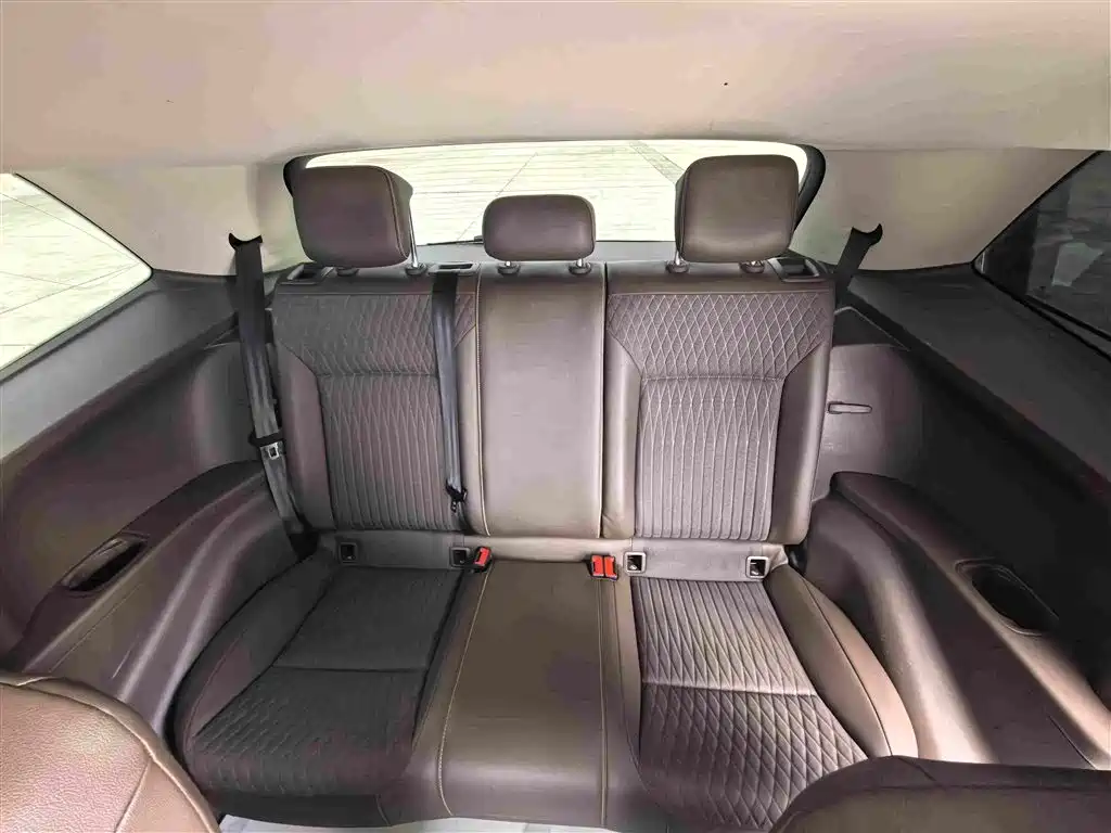 Volkswagen Viloran — миниатюра 8