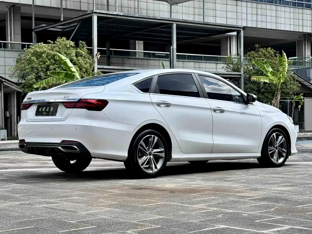Geely Binrui — миниатюра 16