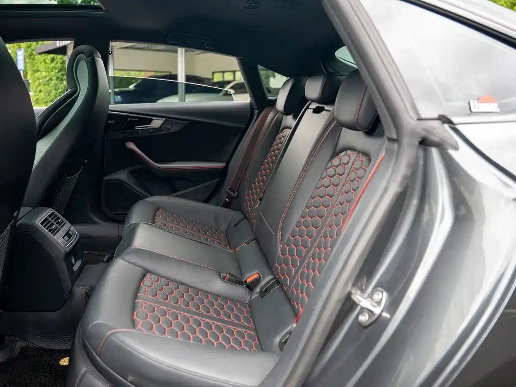 Audi RS 5 — миниатюра 15