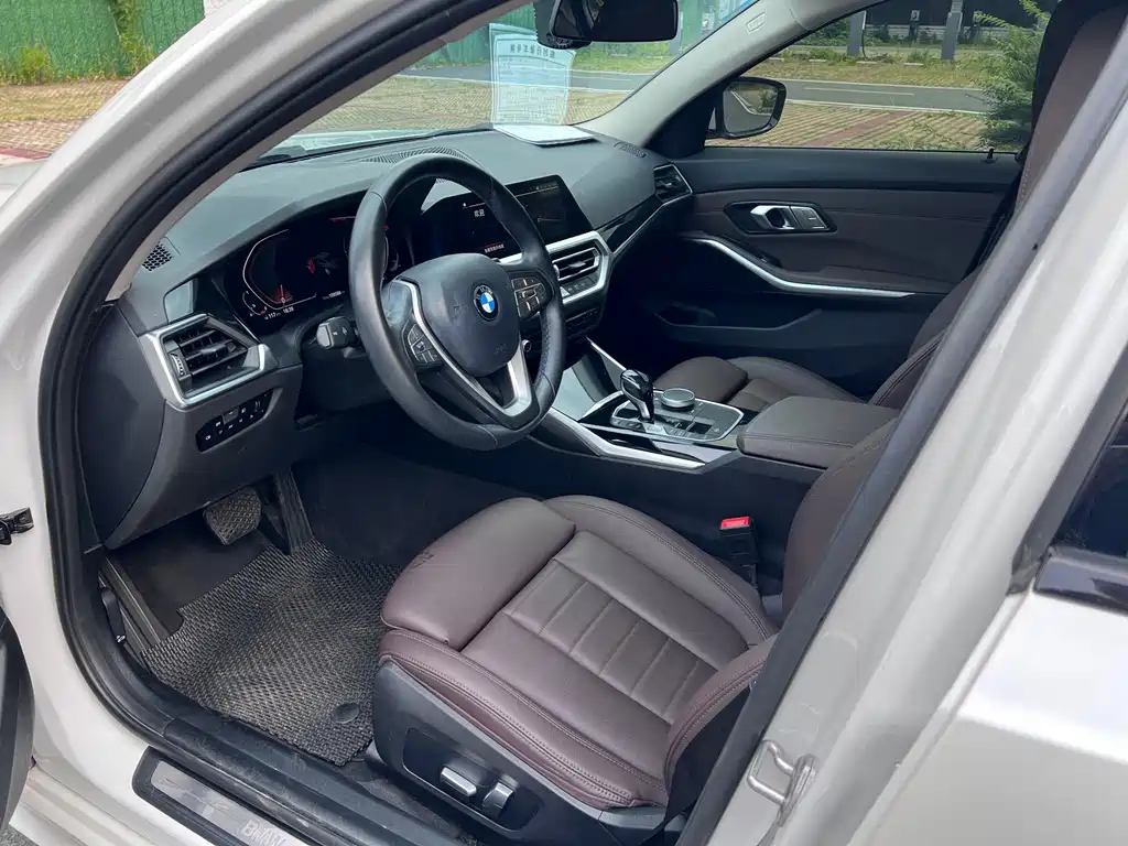 BMW 3 Series — миниатюра 7