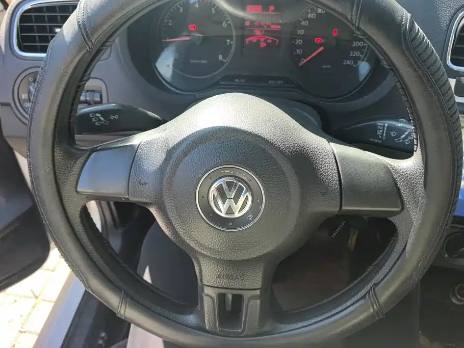 Volkswagen Polo — миниатюра 15