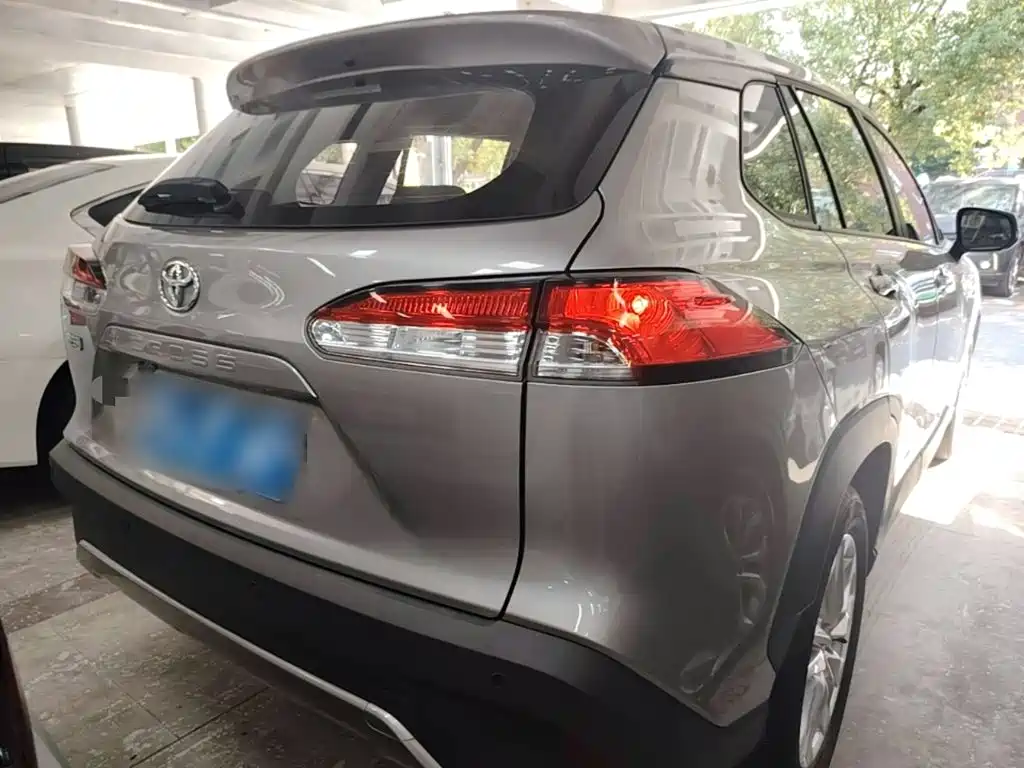 Toyota Corolla Cross — миниатюра 7