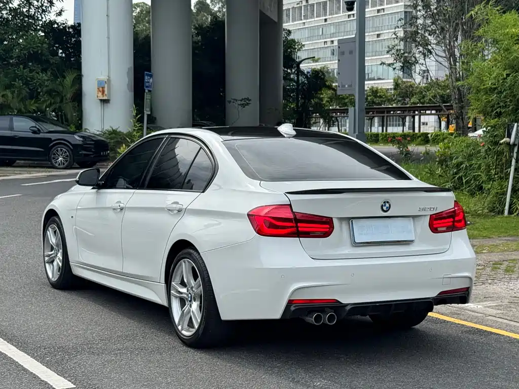 BMW 3 Series — миниатюра 7