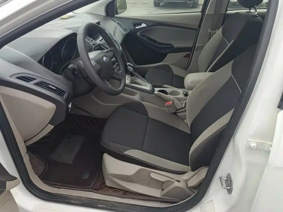 Ford Focus — миниатюра 9
