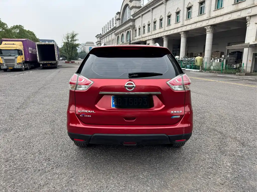 Nissan X-Trail — миниатюра 8