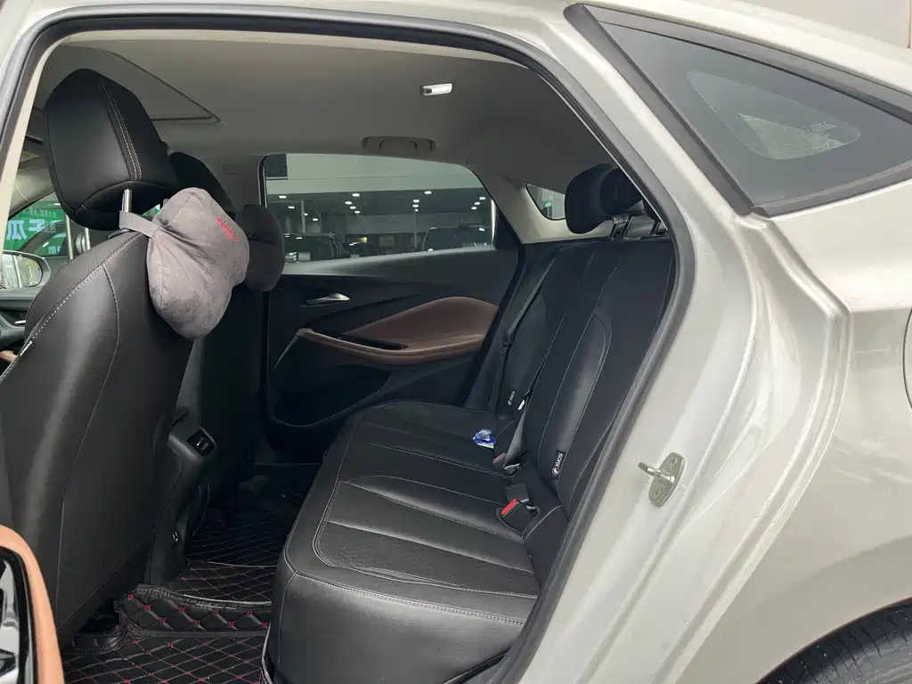 Buick Verano — миниатюра 6