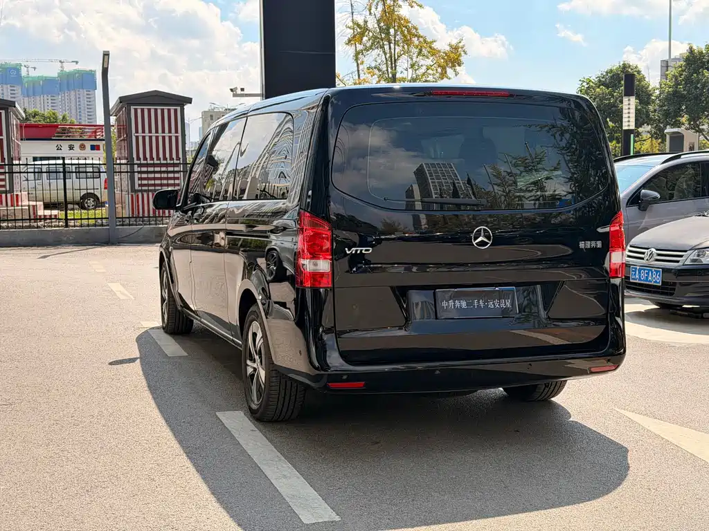 Mercedes-Benz Vito — миниатюра 10