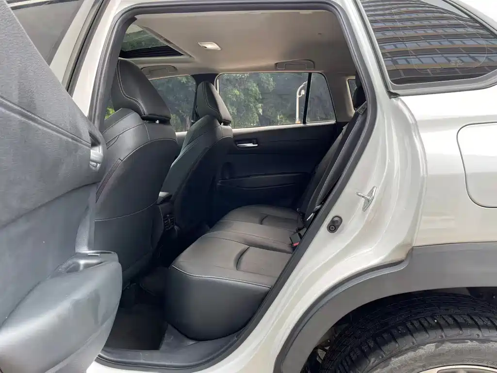 Toyota Frontlander — миниатюра 9