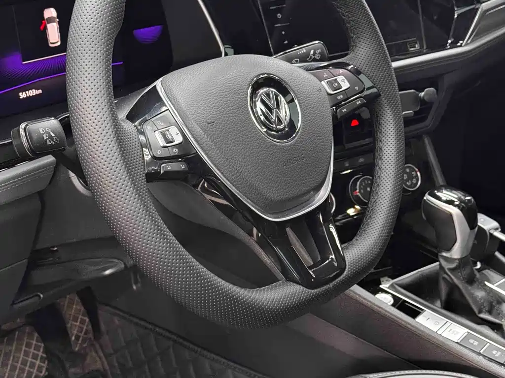Volkswagen Sagitar — миниатюра 6