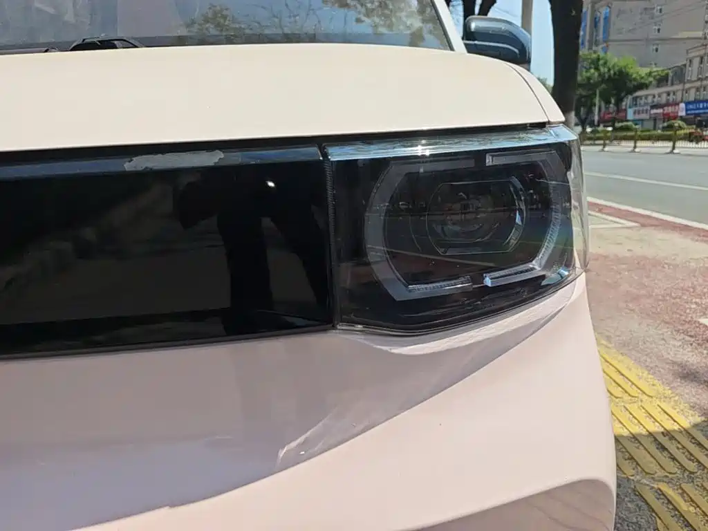 Wuling MINIEV — миниатюра 24