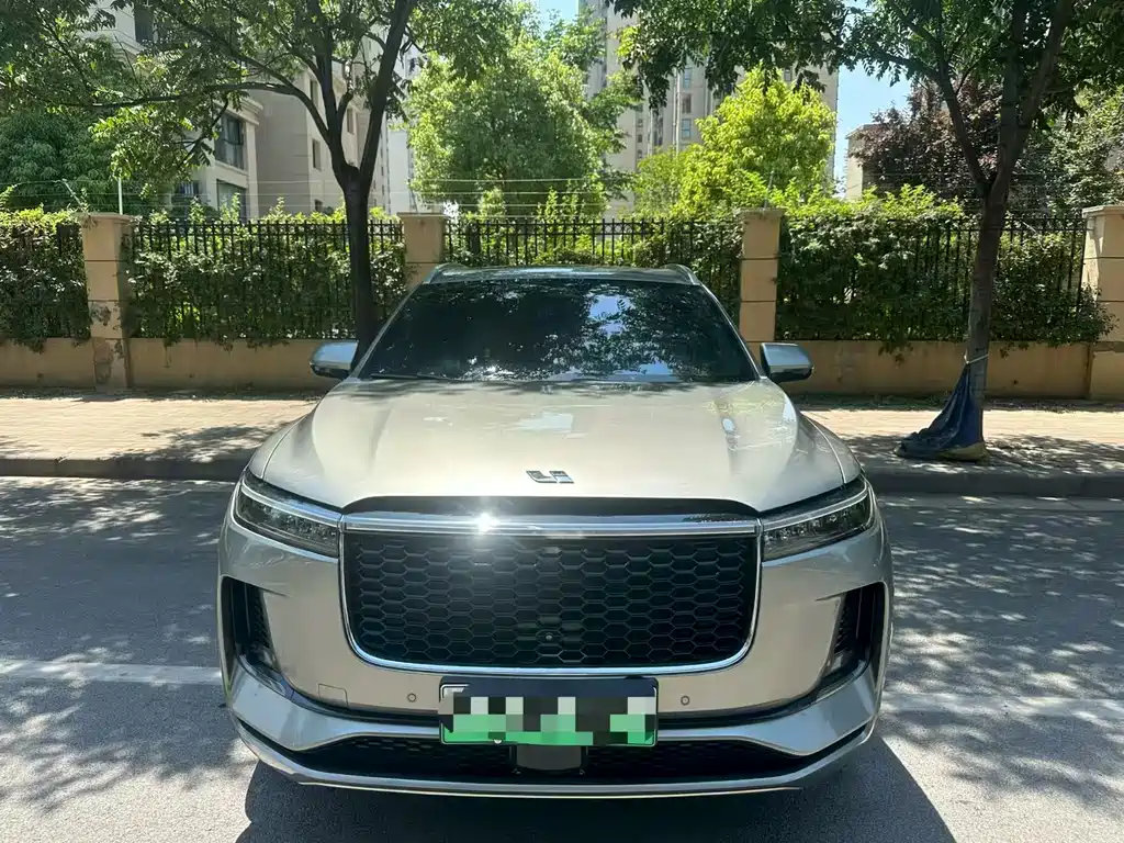 Li Auto Li ONE — миниатюра 2