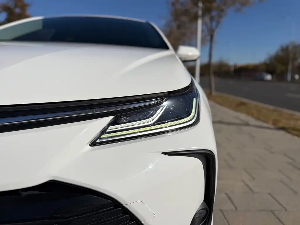 Toyota Corolla — миниатюра 18
