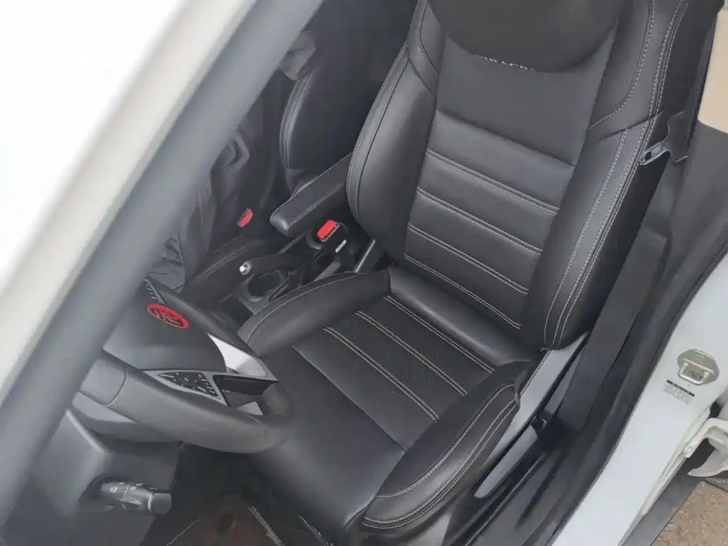 BYD Yuan — миниатюра 15