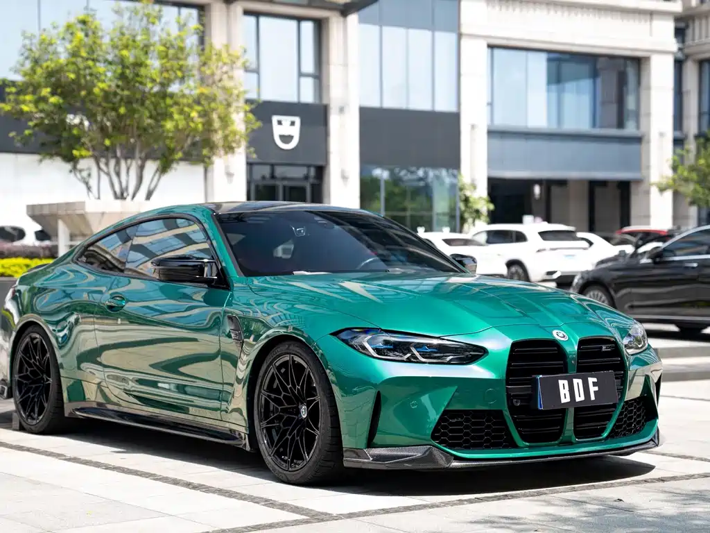 BMW M4 — миниатюра 3