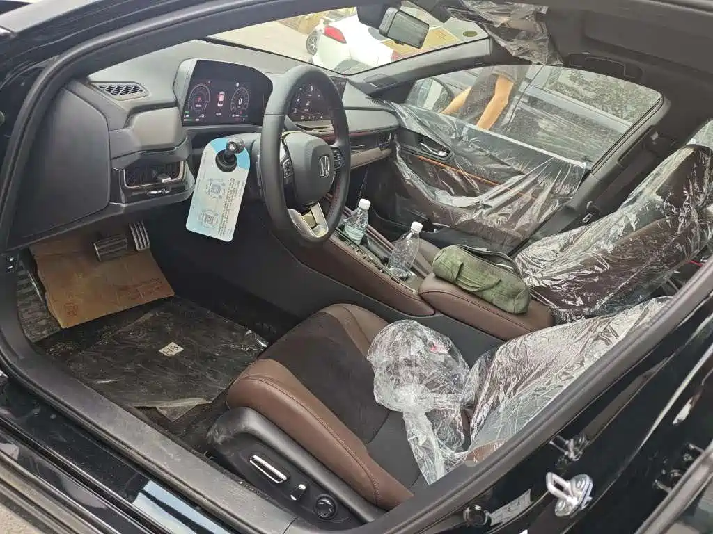 Honda Inspire PHEV — миниатюра 4