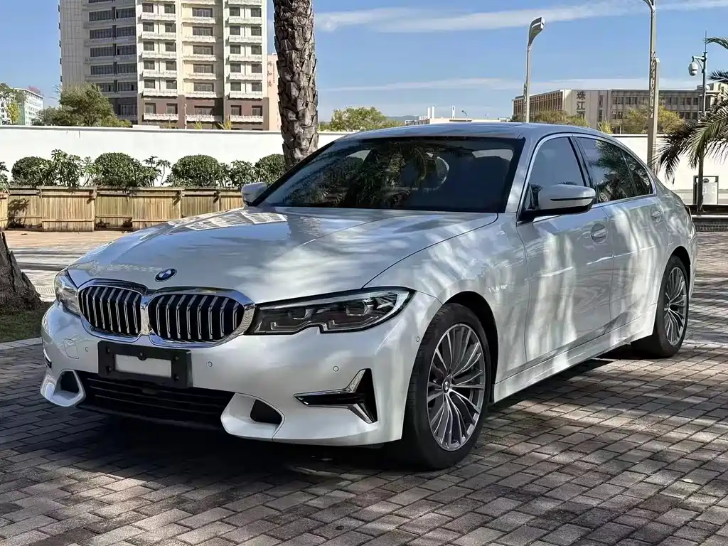 BMW 3 Series 2020