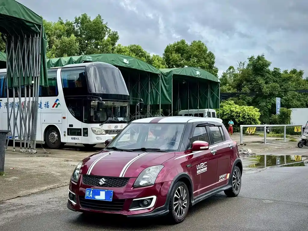 Suzuki Swift 2015