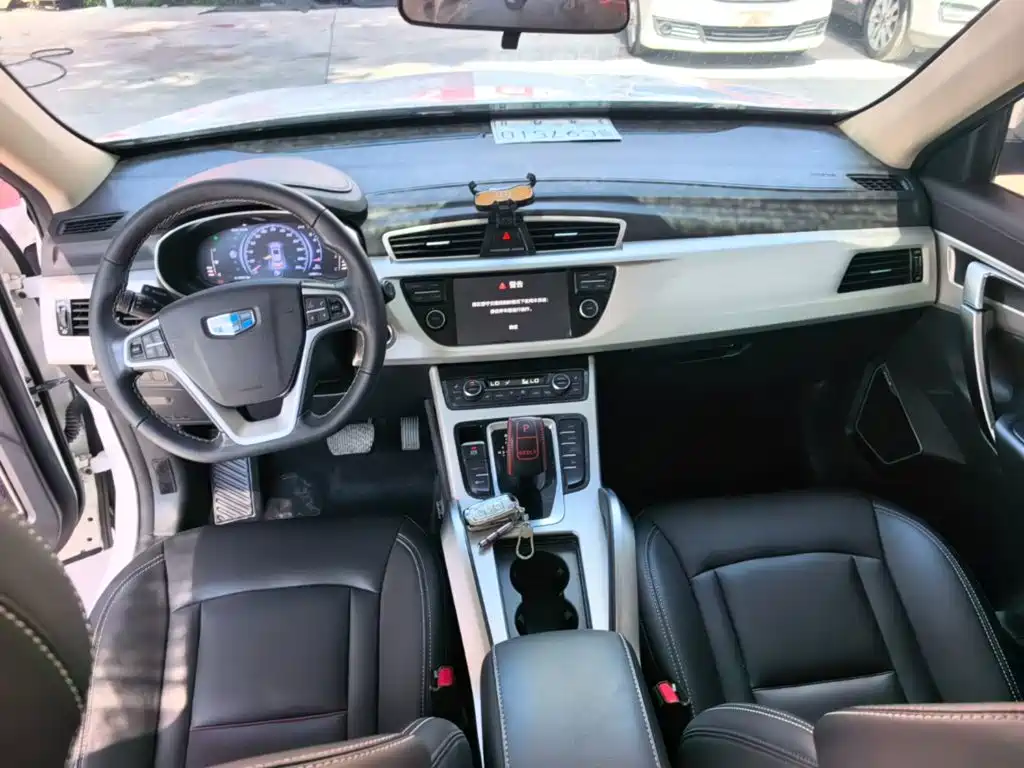 Geely Boyue — миниатюра 10