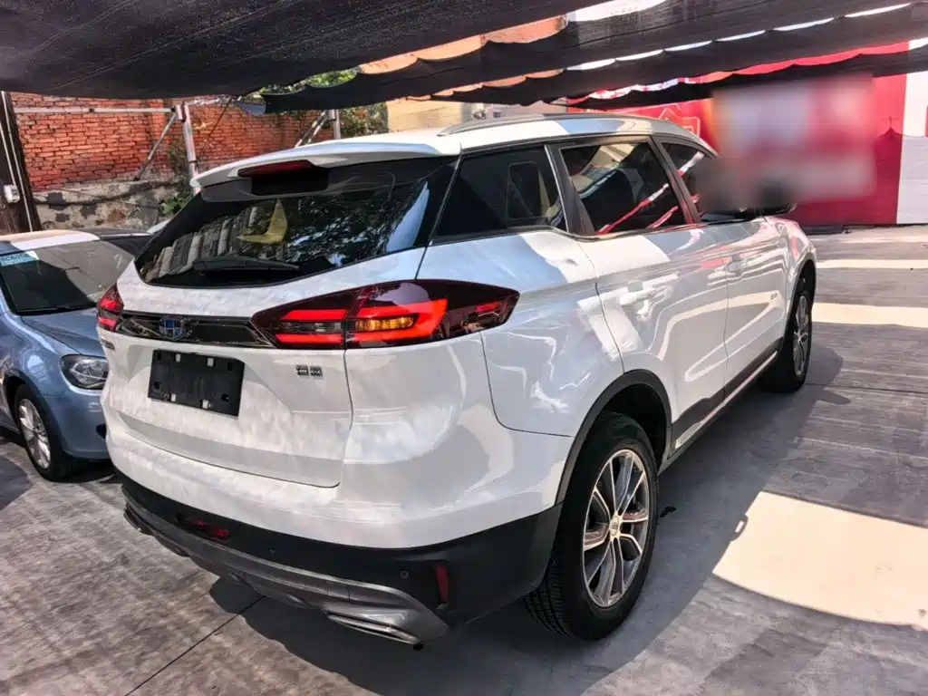 Geely Boyue — миниатюра 7
