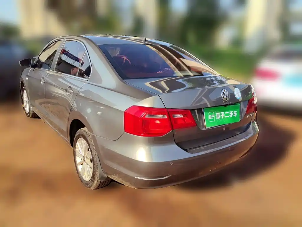 Volkswagen Jetta — миниатюра 4