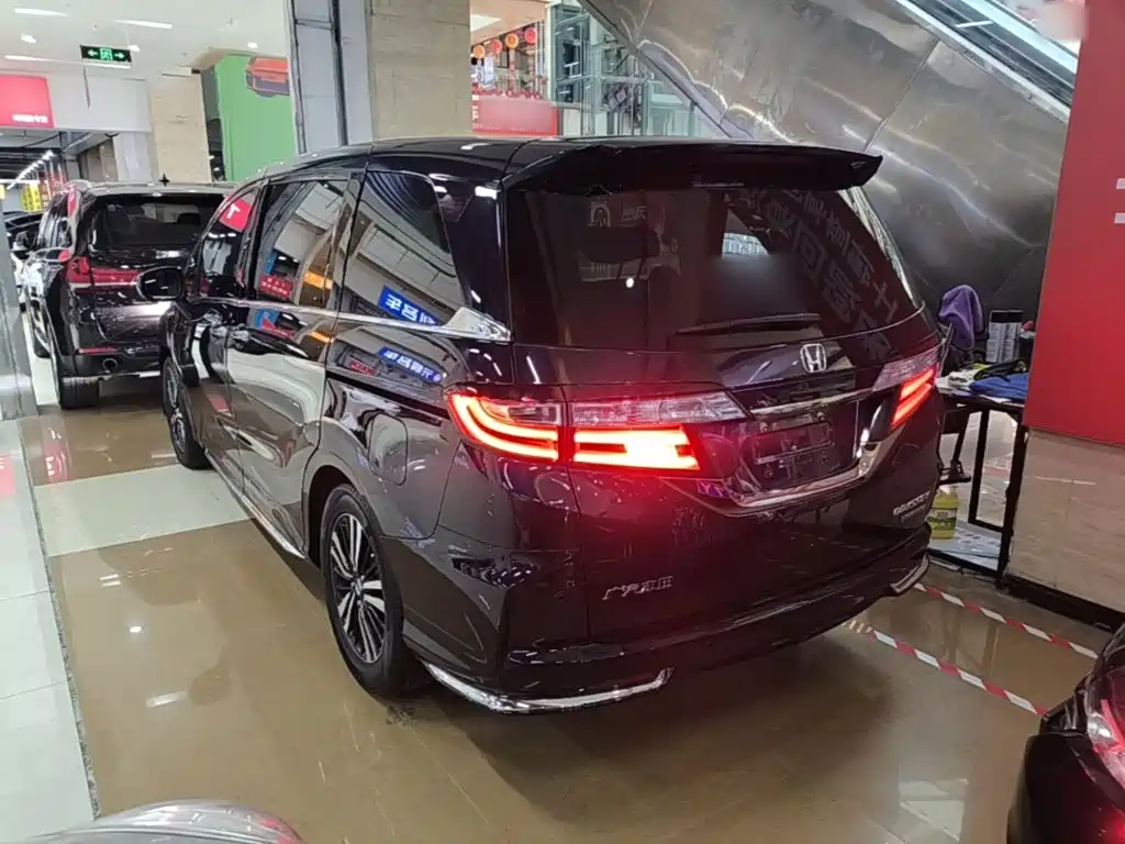 Honda Odyssey — миниатюра 5