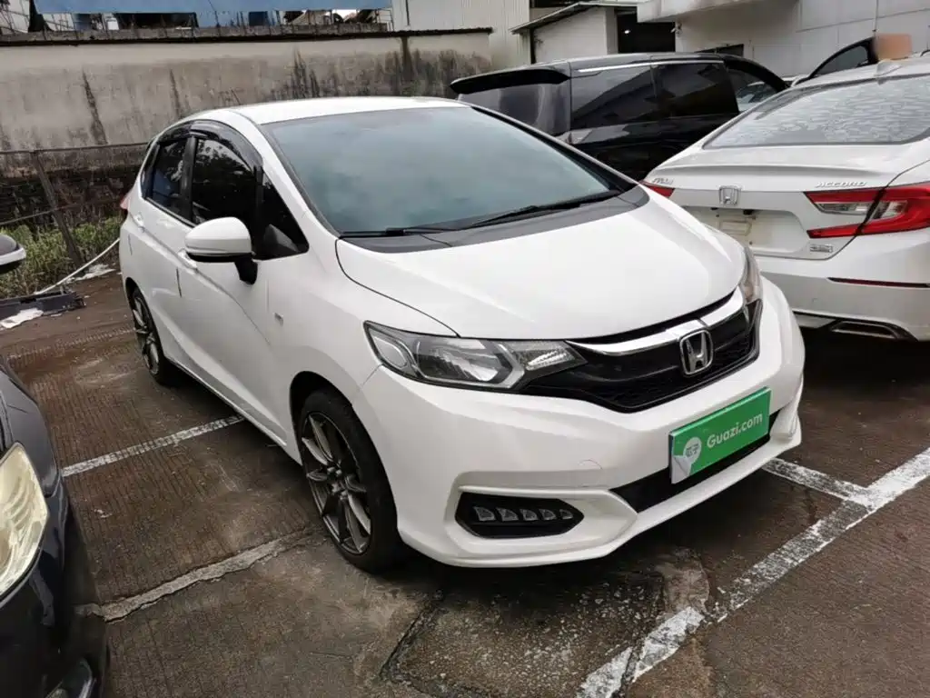 Honda Fit — миниатюра 4