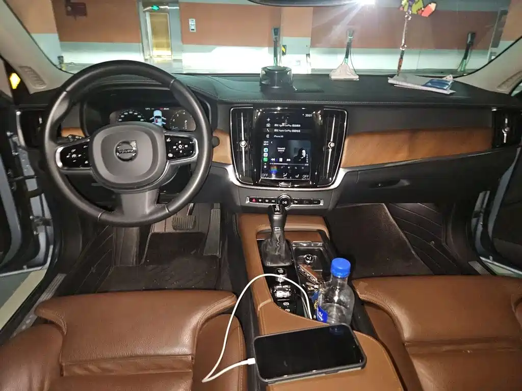 Volvo S90 — миниатюра 10