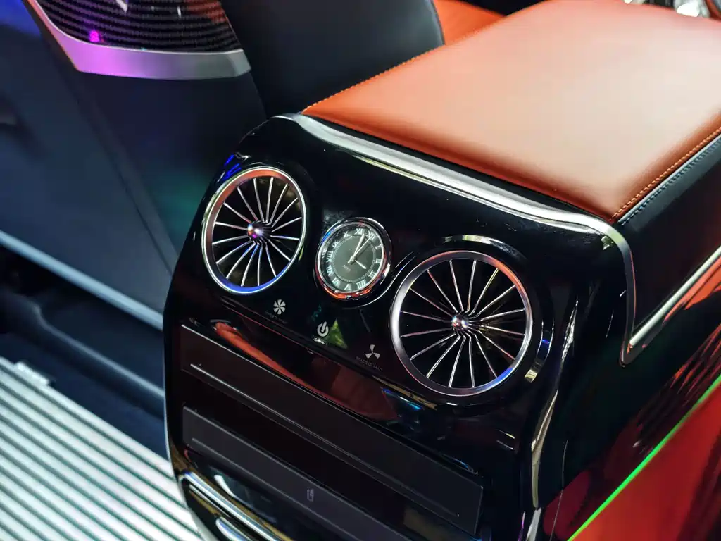 Mercedes-Benz Vito — миниатюра 11