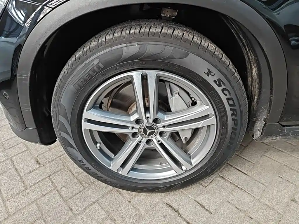 Mercedes-Benz GLC — миниатюра 23