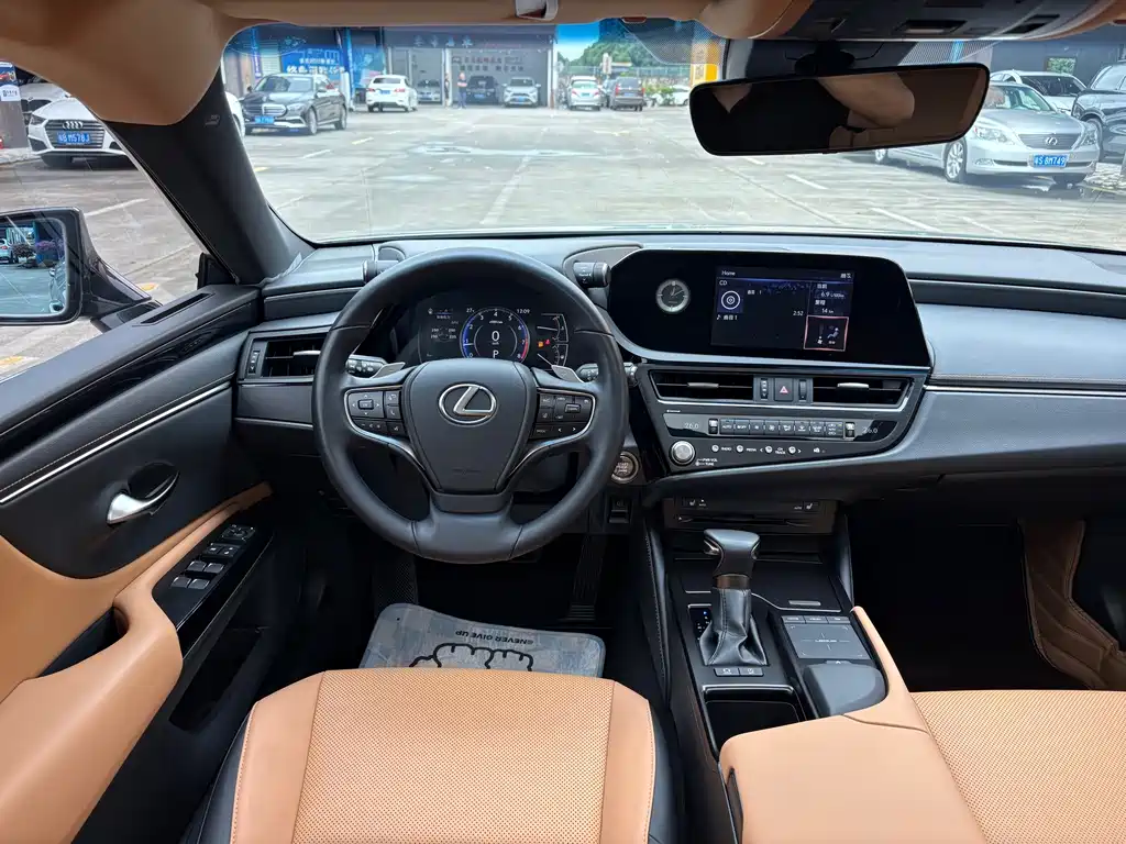 Lexus ES — миниатюра 8