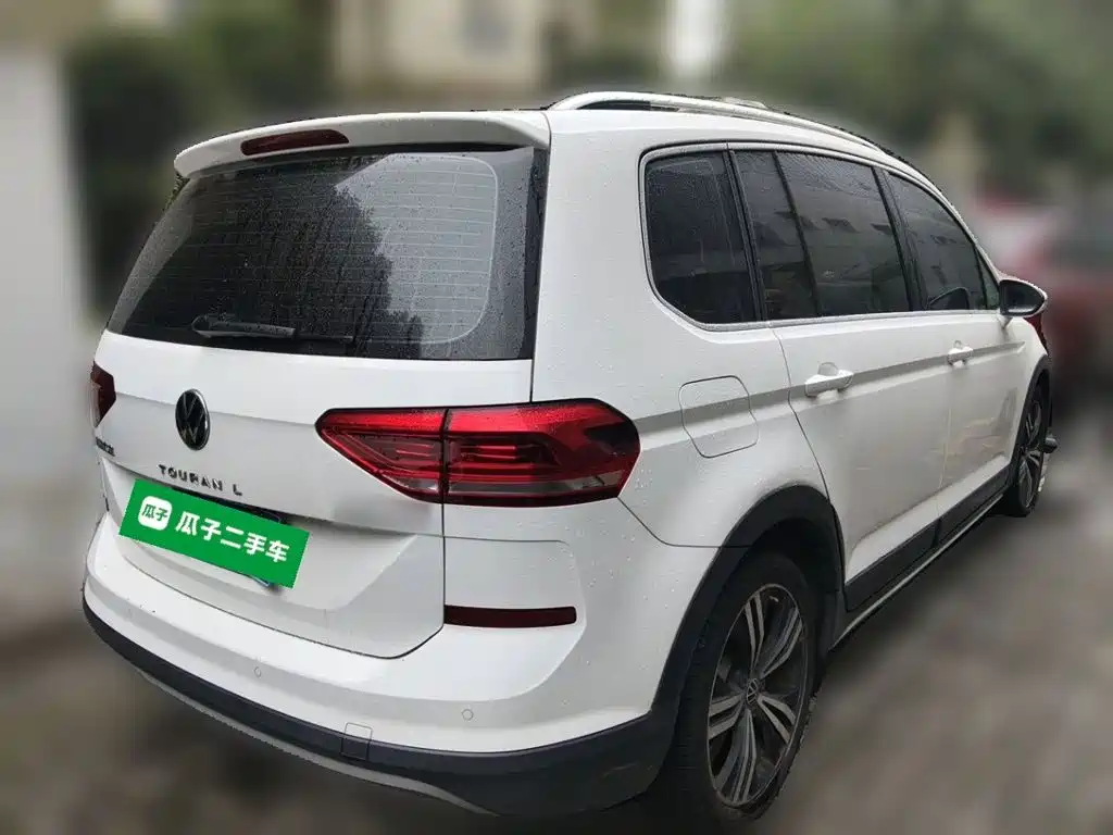 Volkswagen Touran — миниатюра 4