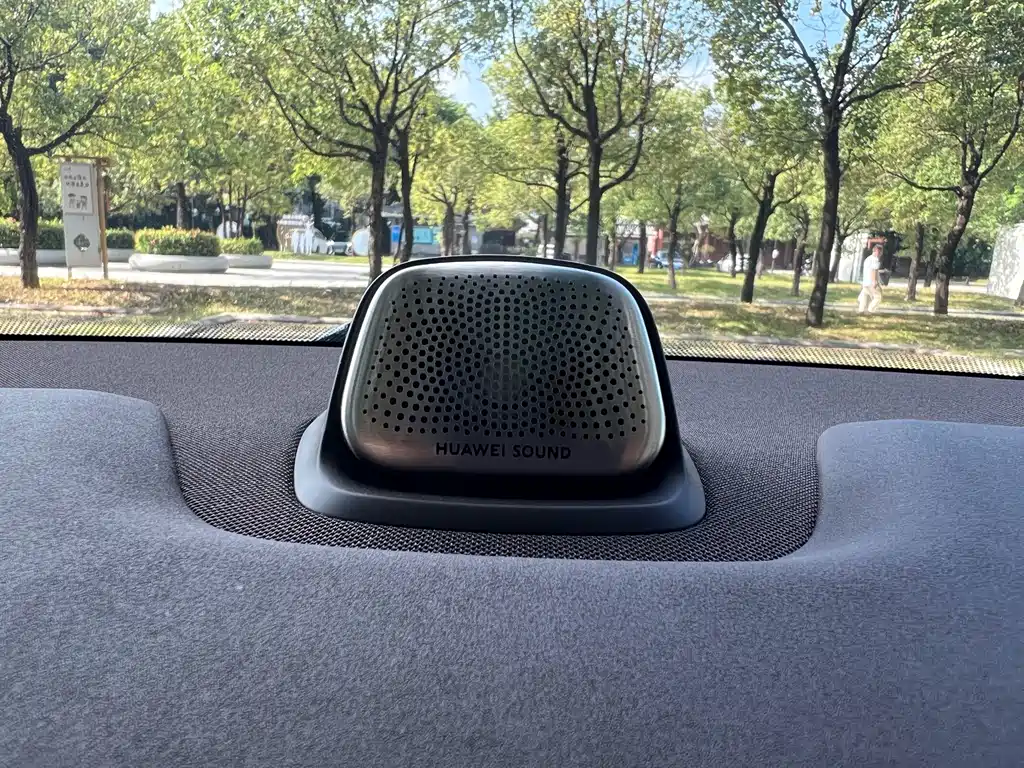 AITO AITO M7 — миниатюра 21