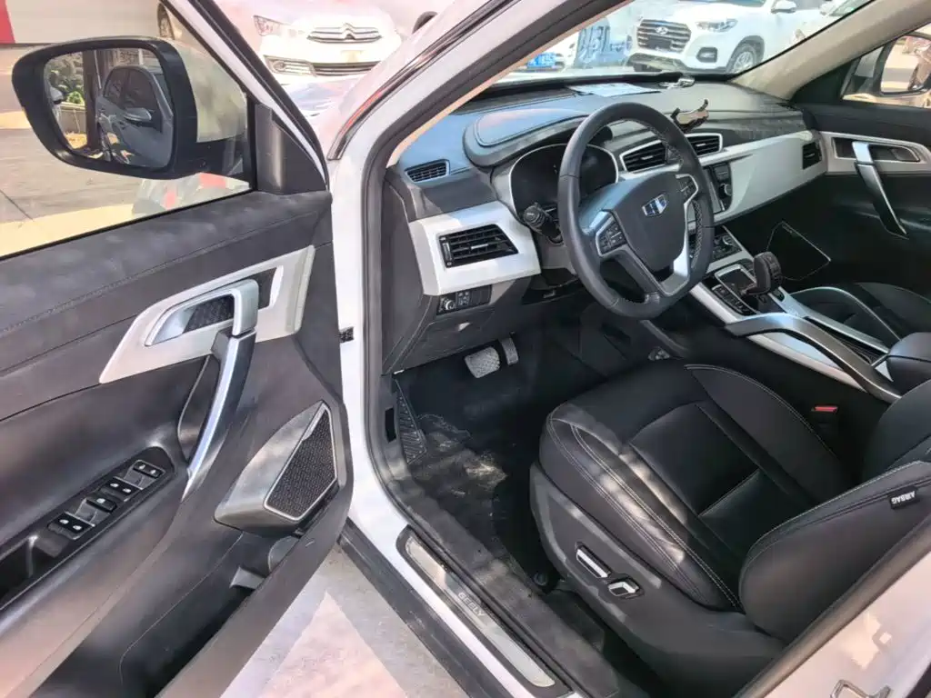 Geely Boyue — миниатюра 16