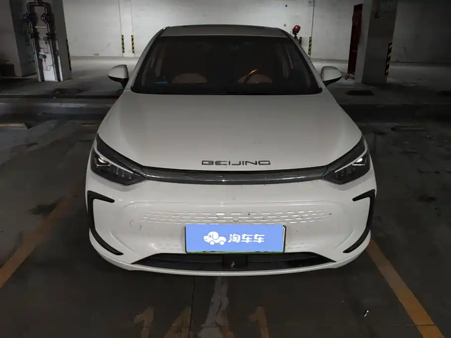 BAIC EU5 Plus — миниатюра 2