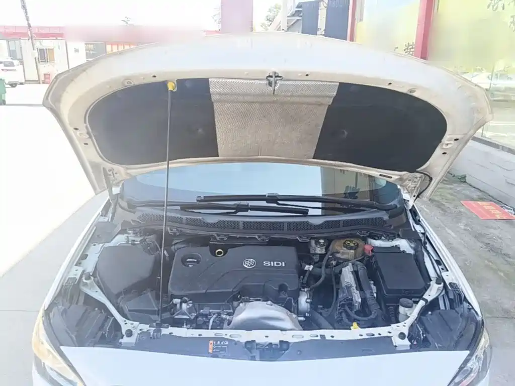 Buick Verano — миниатюра 20