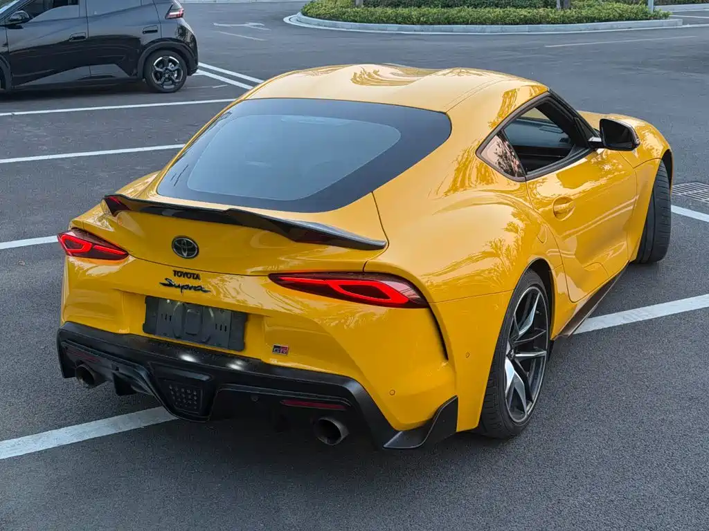 Toyota Supra — миниатюра 13