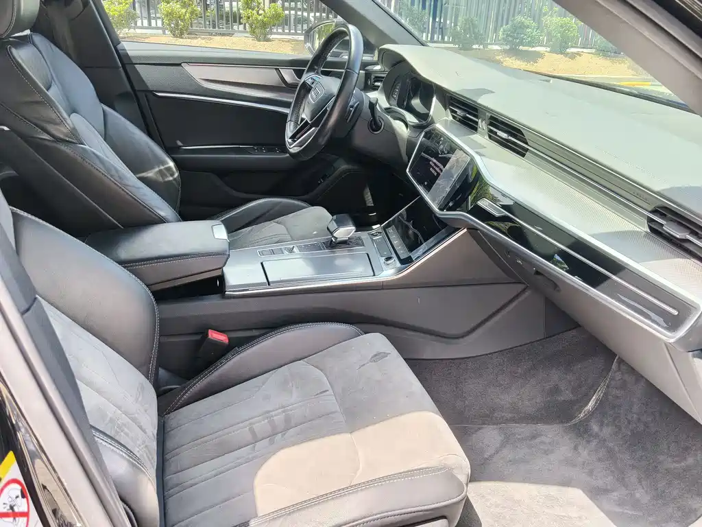 Audi A6L — миниатюра 7